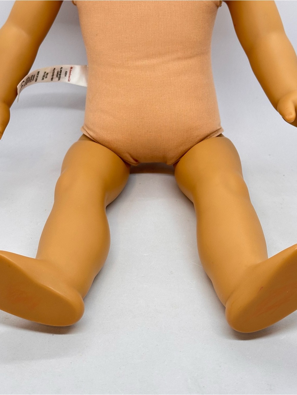 2014 American Girl Blonde Hair Blue Eyes 18" Doll With Cloth Body Needs TLC Nude - Picture 5 of 15